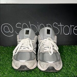New Balance 990 V5 Used